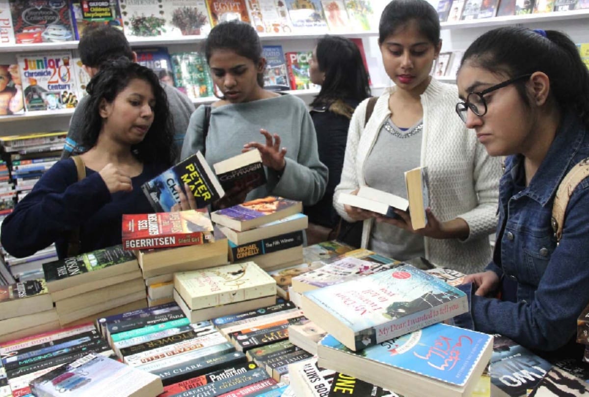 second day of world book fair, people faced problems in purchasing tickets