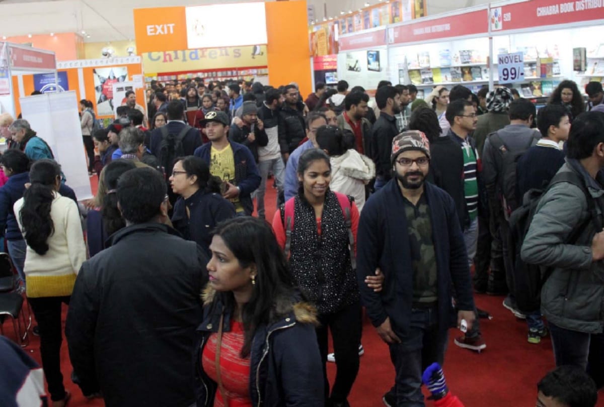 second day of world book fair, people faced problems in purchasing tickets