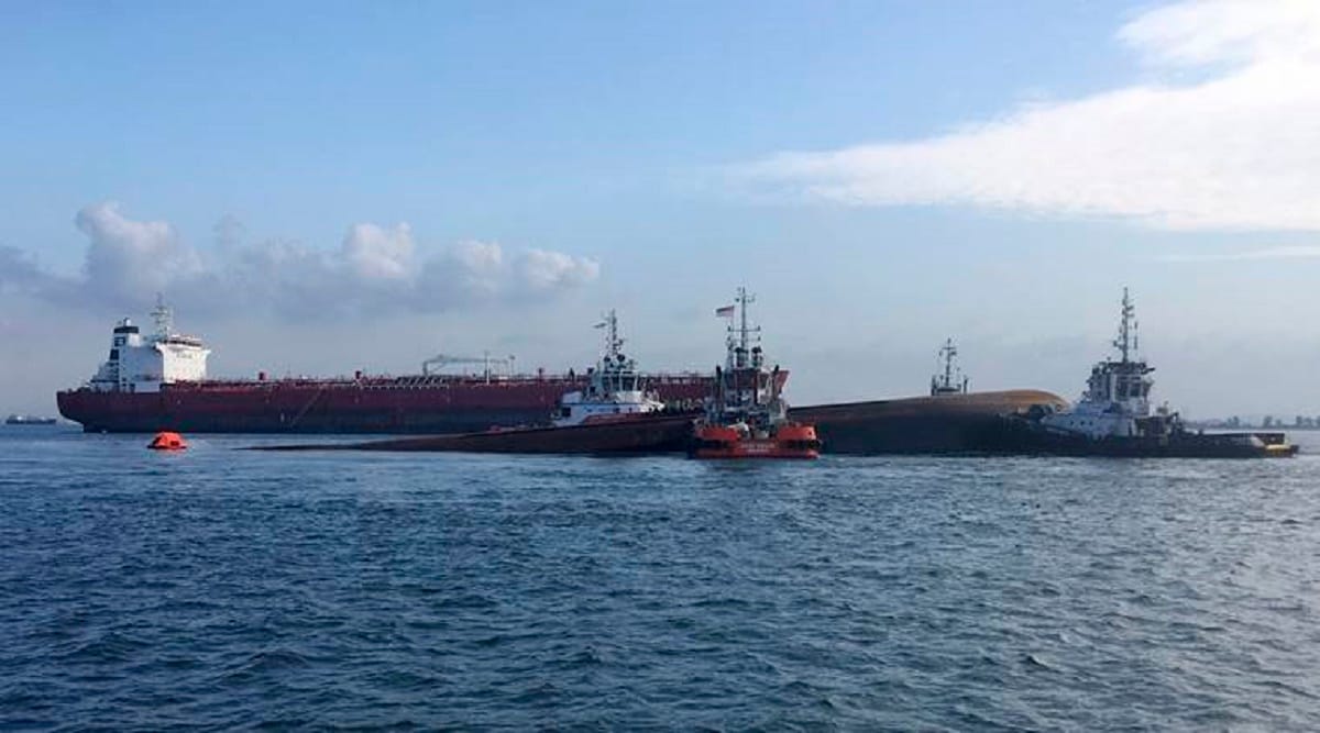 In China 32 crew members missing after oil tanker collides with bulk freighter