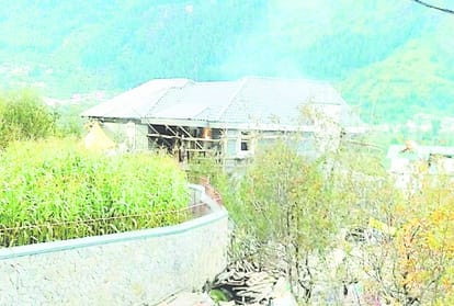 bollywood actress kangana ranaut in manali