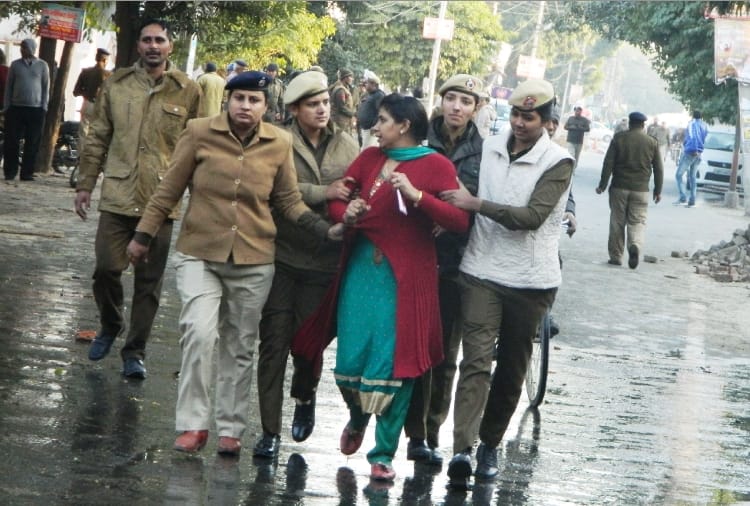 Lathi Charge on computer operators, Haryana news