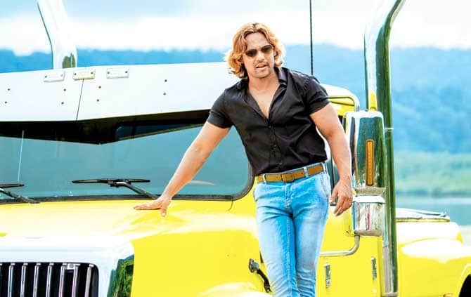 Bihar born actor Prabhakar Sharan is popular among American cinema