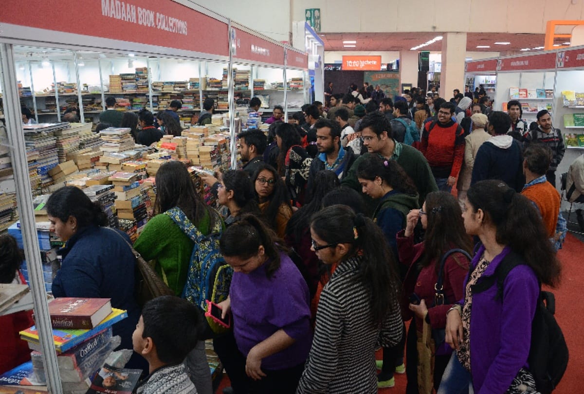 in world book fair, buy three novels in rs 100