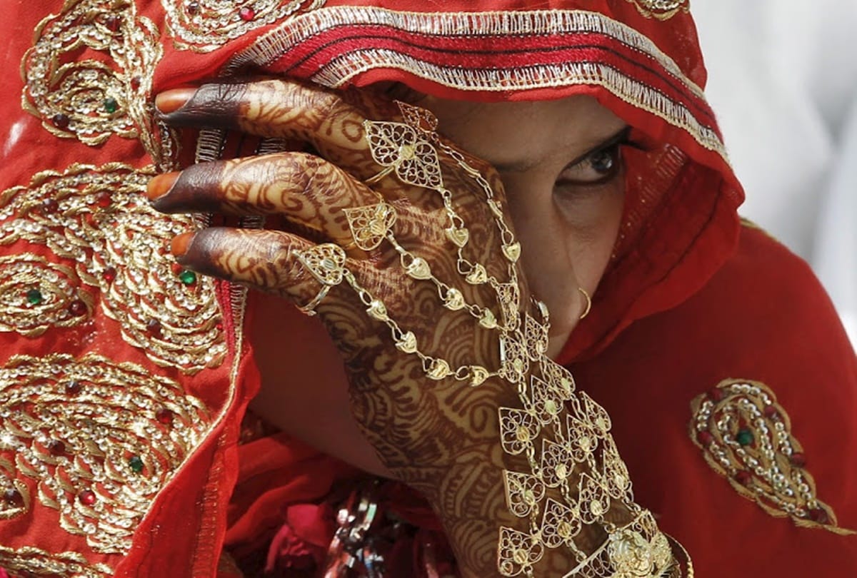 The new bride doing Prostitution here