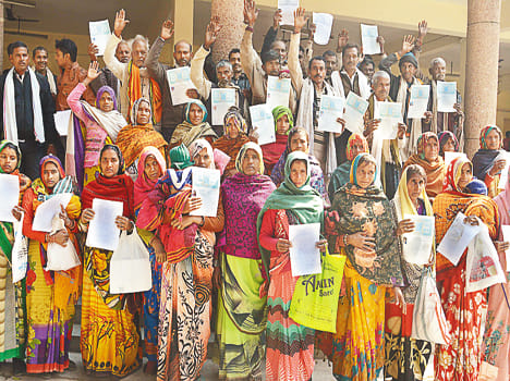 Demonstration of protagonists protesting against