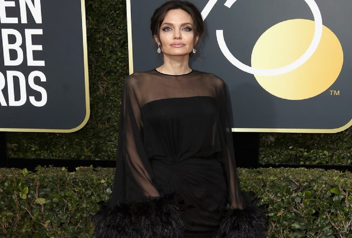 Golden Globes 2018 Red Carpet Witness Hollywood Stars Shining In Black