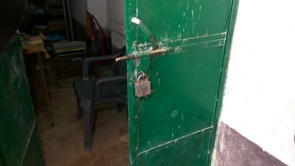 rajasthan- Thieves broken school locks during winter vacations
