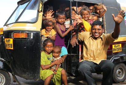 success story of Murugan S- Auto driver who support helpless children