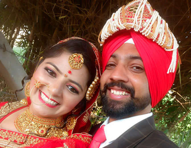 unique marriage, bride departure in rikshaw in punjab