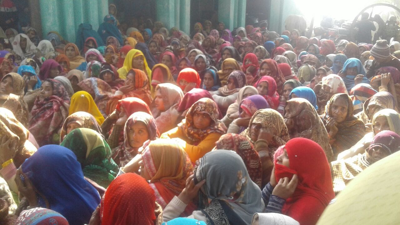 firozabad accident dead person body reached in village