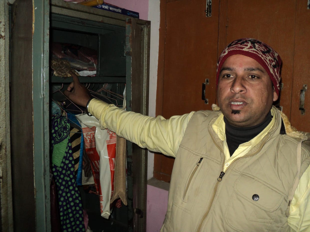 theft in dig relatives in gajraula