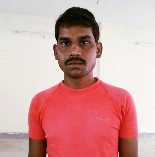 Police encounter in azamgarh and one criminal killed