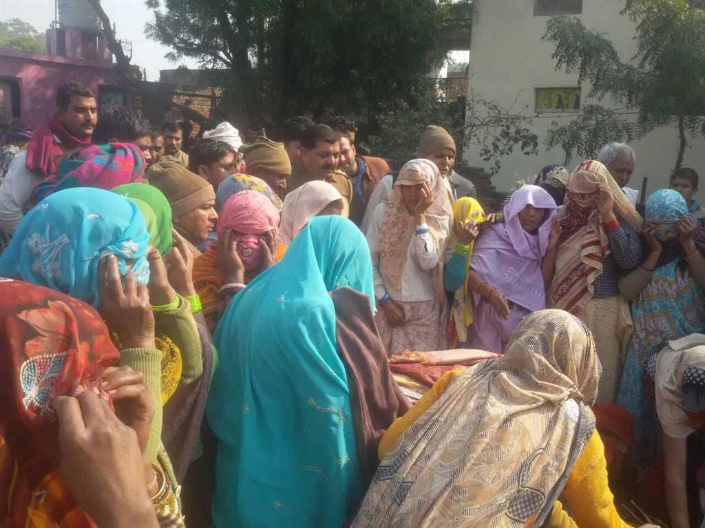  The bodies of five women arrived in the village