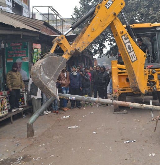 Encroachment removed at Bahadurgarh market