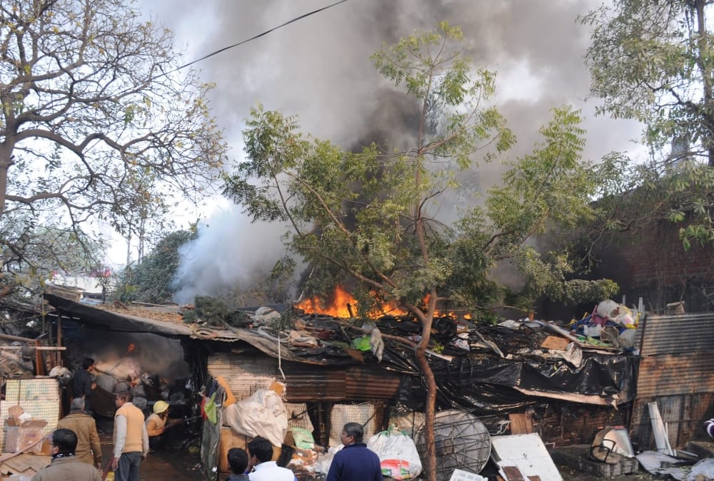 plot acquired by illegal owner in Lucknow gomtinagar