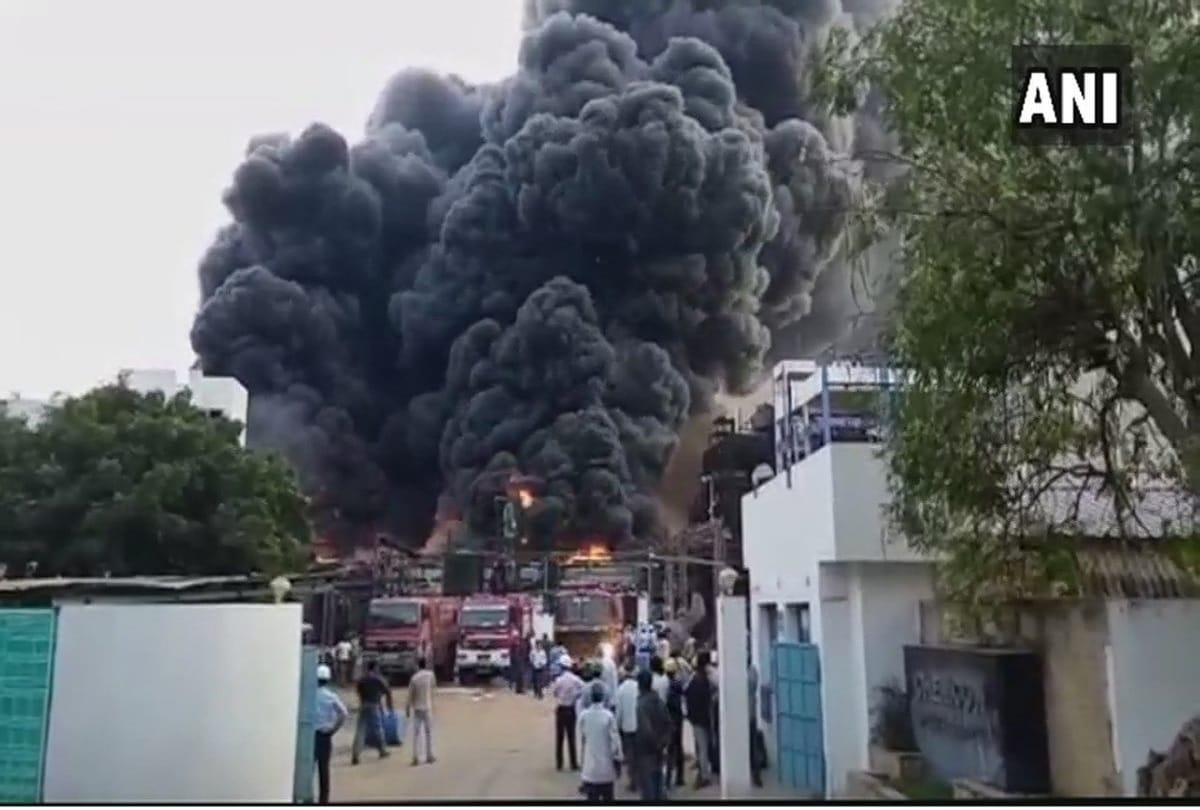 Gujarat: Fire breaks out in a chemical plant near Vadodara