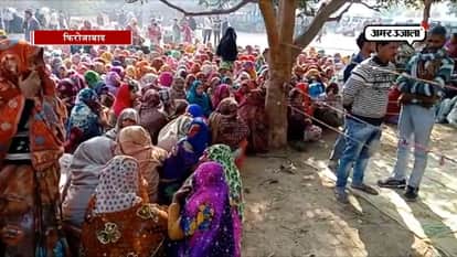 LAST RITES OF THOSE DIED IN ACCIDENT PERFORMED IN CHANDARI VILLAGE OF FIROZABAD