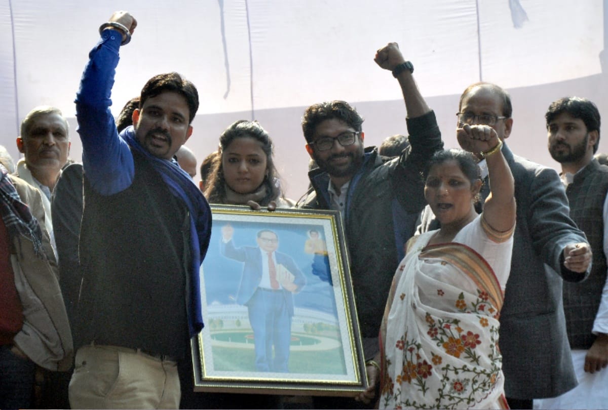 due to jignesh mevani's hunkar rally delhi was converted into cantonment 