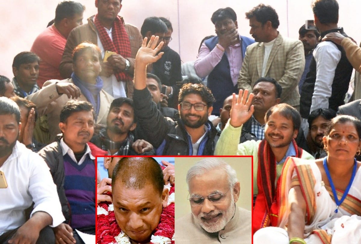 slogans were shouted by the people in hunkar rally against yogi and modi