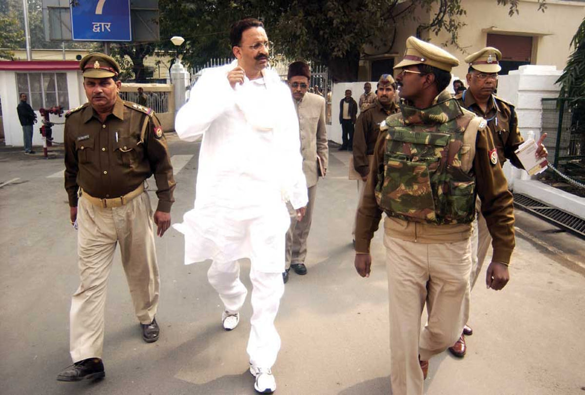 what happened between mukhtar ansari and his wife Afsa Ansari
