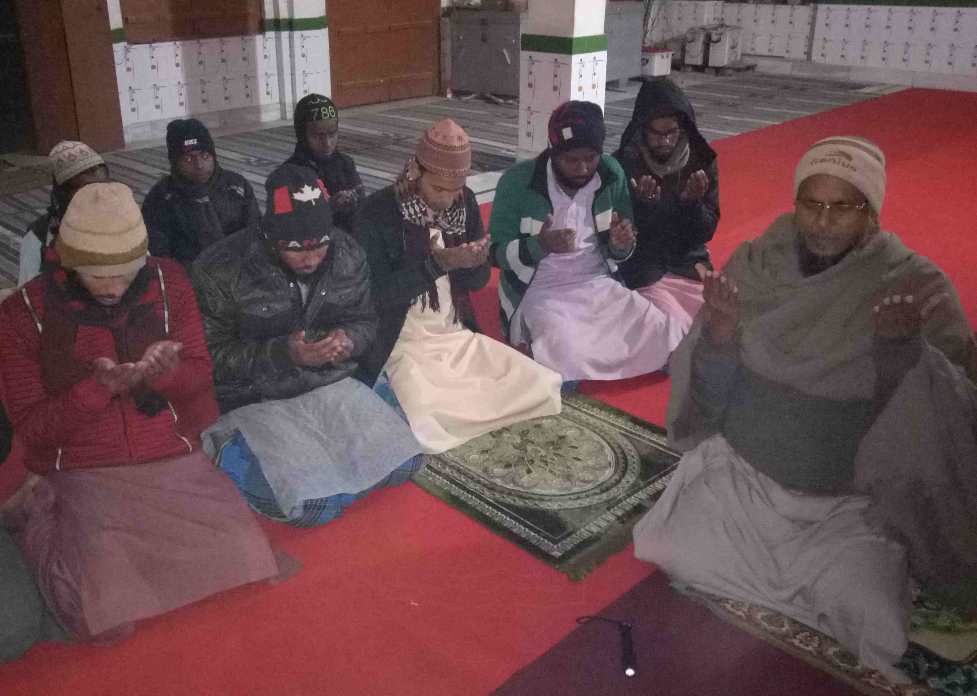 Mukhtar ansari suffering from heart attack and pray in temple 