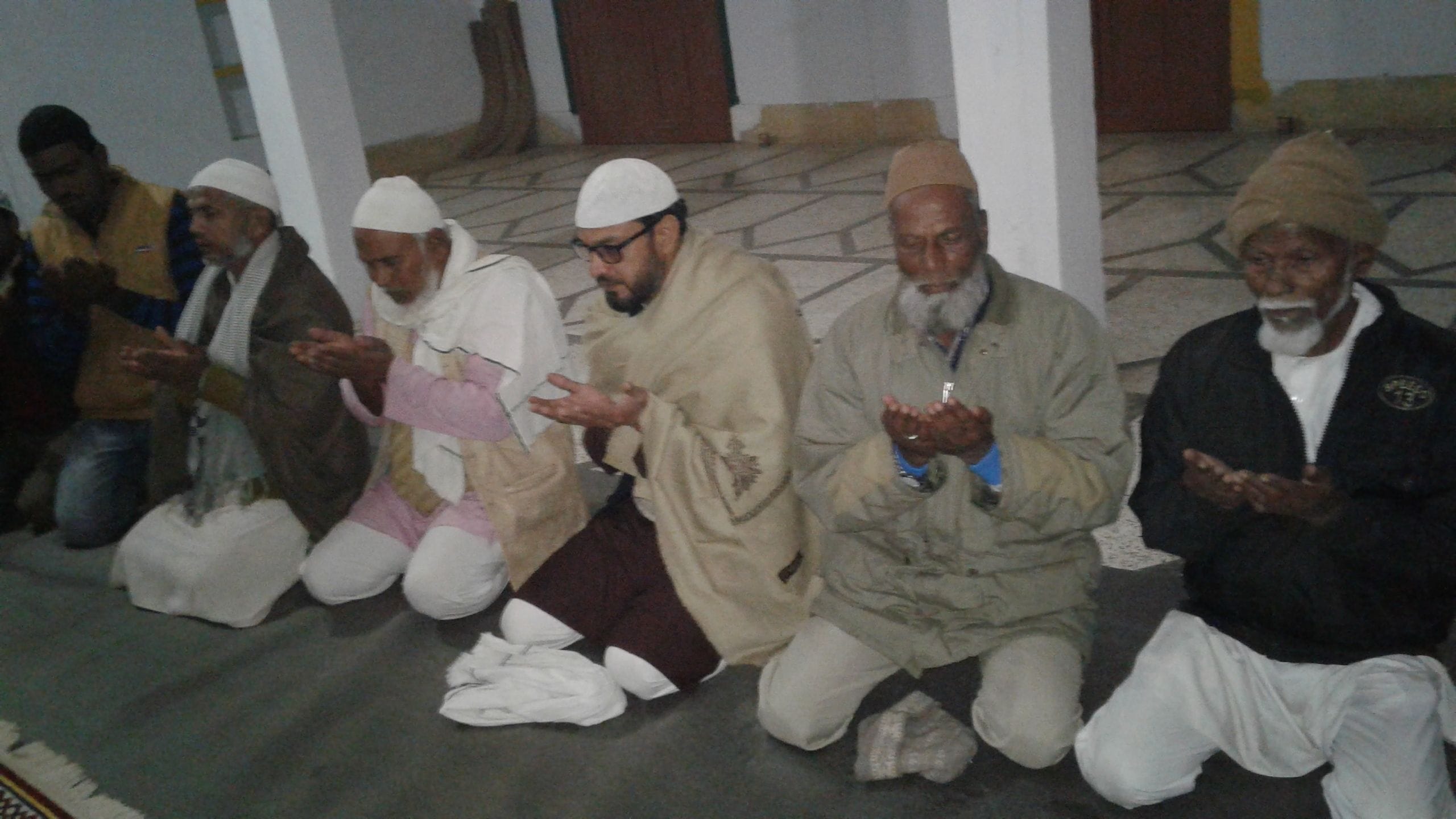 Mukhtar ansari suffering from heart attack and pray in temple 