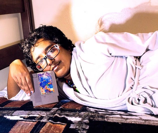 Woman fall in love with the video game now want to marry 