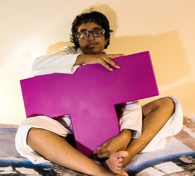 Woman fall in love with the video game now want to marry 