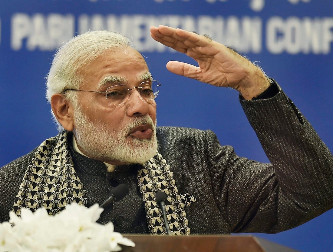 rti reveals who pays for prime minister modi and former pm dresses, know interesting answer from pmo