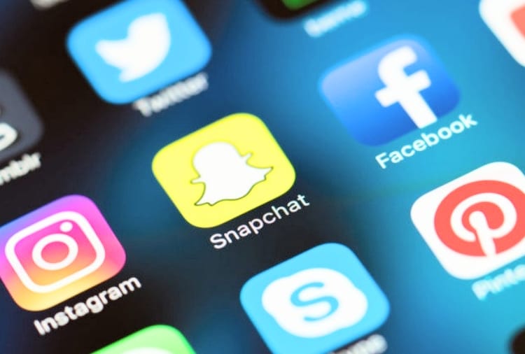 Anger against legislators on social media 