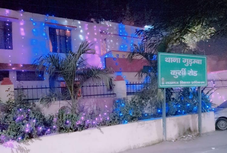 Home Minister rajnath singh honored Gudumba police station 