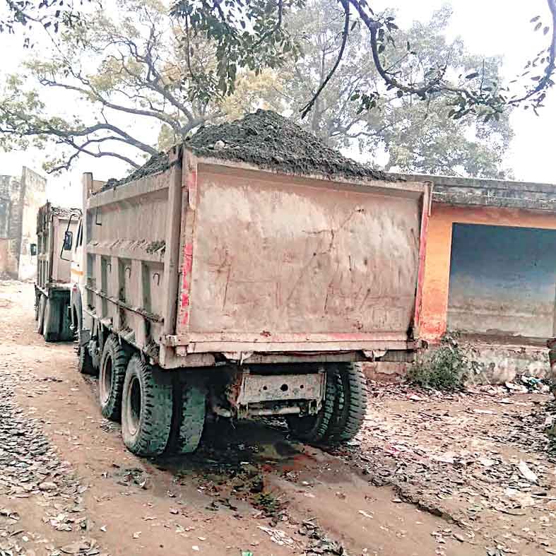 Haryana DSP Surender Singh Murder Case Accused Ikkar mother is unaware of her son crime