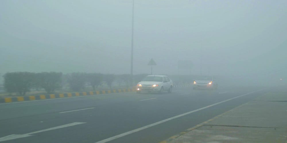 Cold wave continues in West UP, broken record of 10 years, mercury @ 2.9
