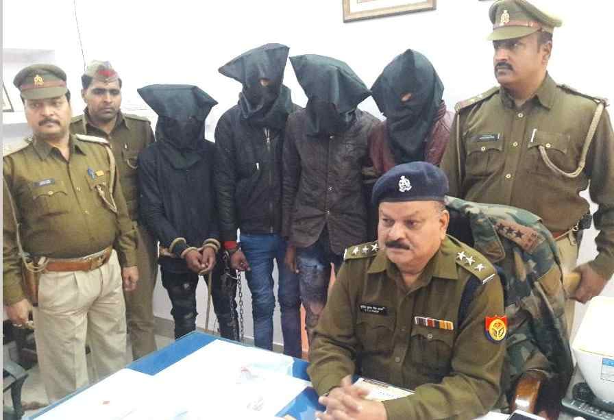 Five robbers arrested in encounter