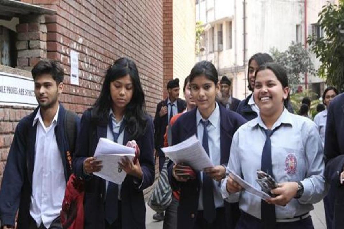 cbse will not provide the access to examination hall if admit card is not correct 