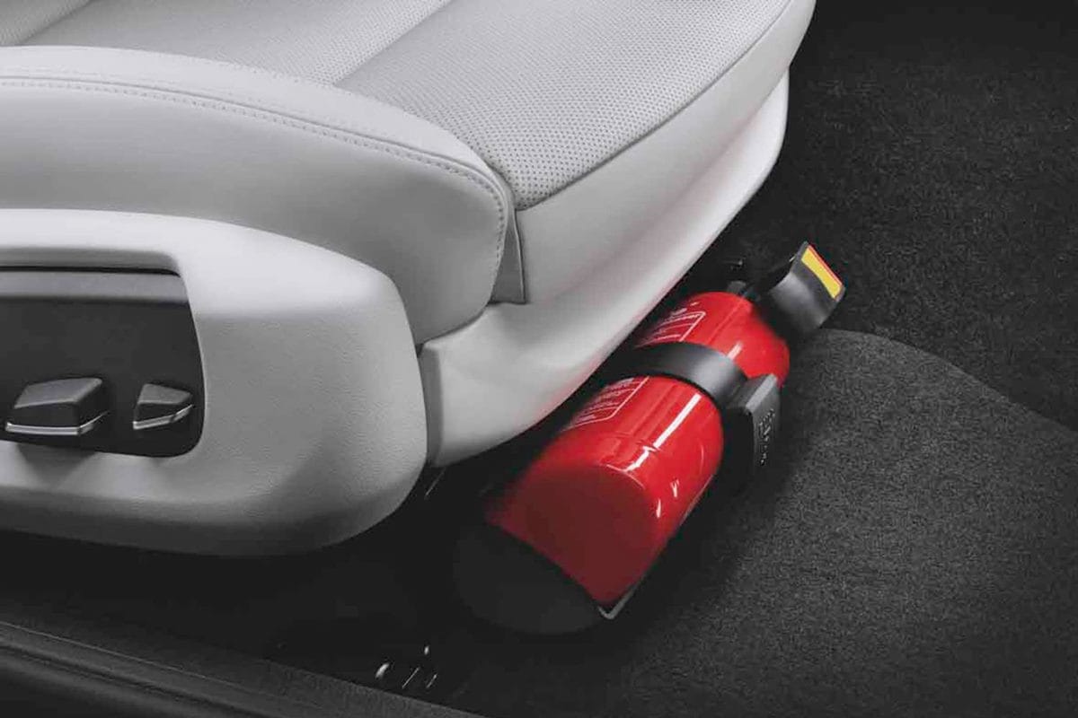 Best Car accessories to buy under 500 Rupees in India