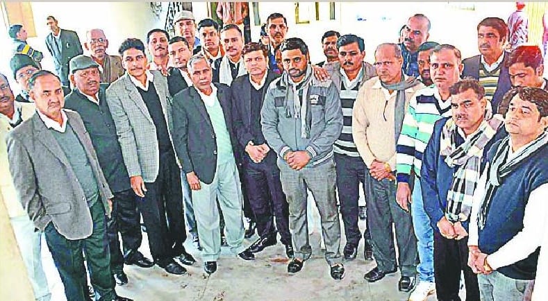 lawyers angry,  due to Dev missing 