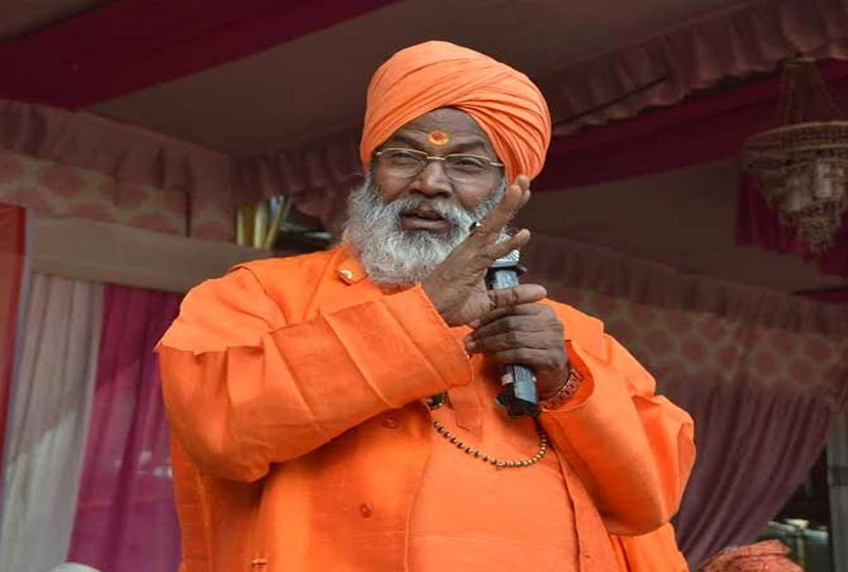 sakshi maharaj statement about akhilesh