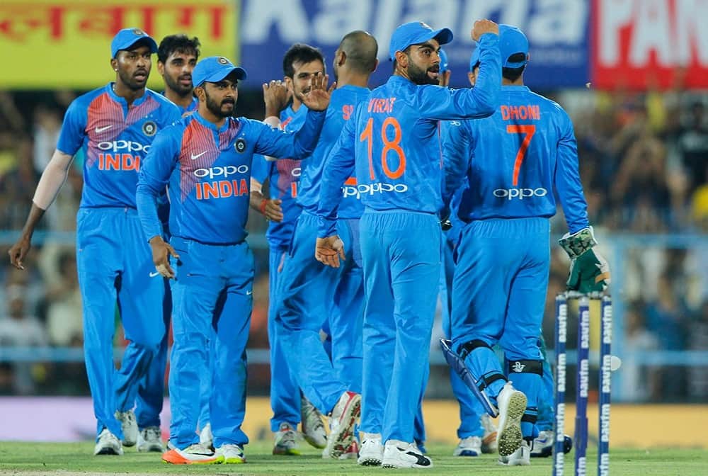 ipl 2019 big blow to india before world cup indian allrounder kedar jadhav injured
