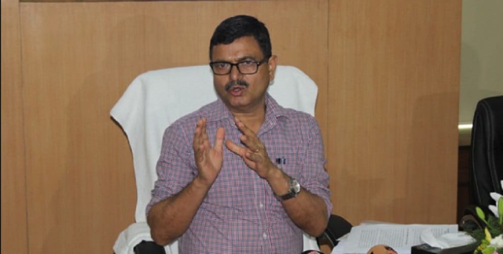 Former Secretary did the game of crores, now Prabhat Kumar started the investigation