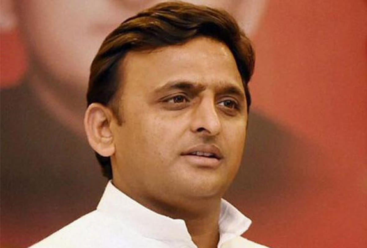 Akhilesh welcome to leaders who joined SP