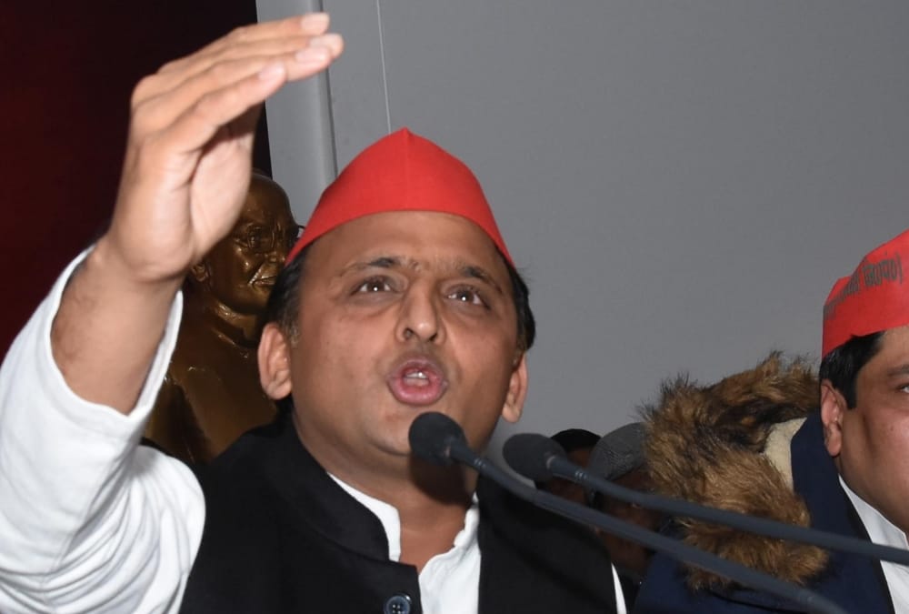 akhilesh yadav speaks on alliance with congress for loksabha election.