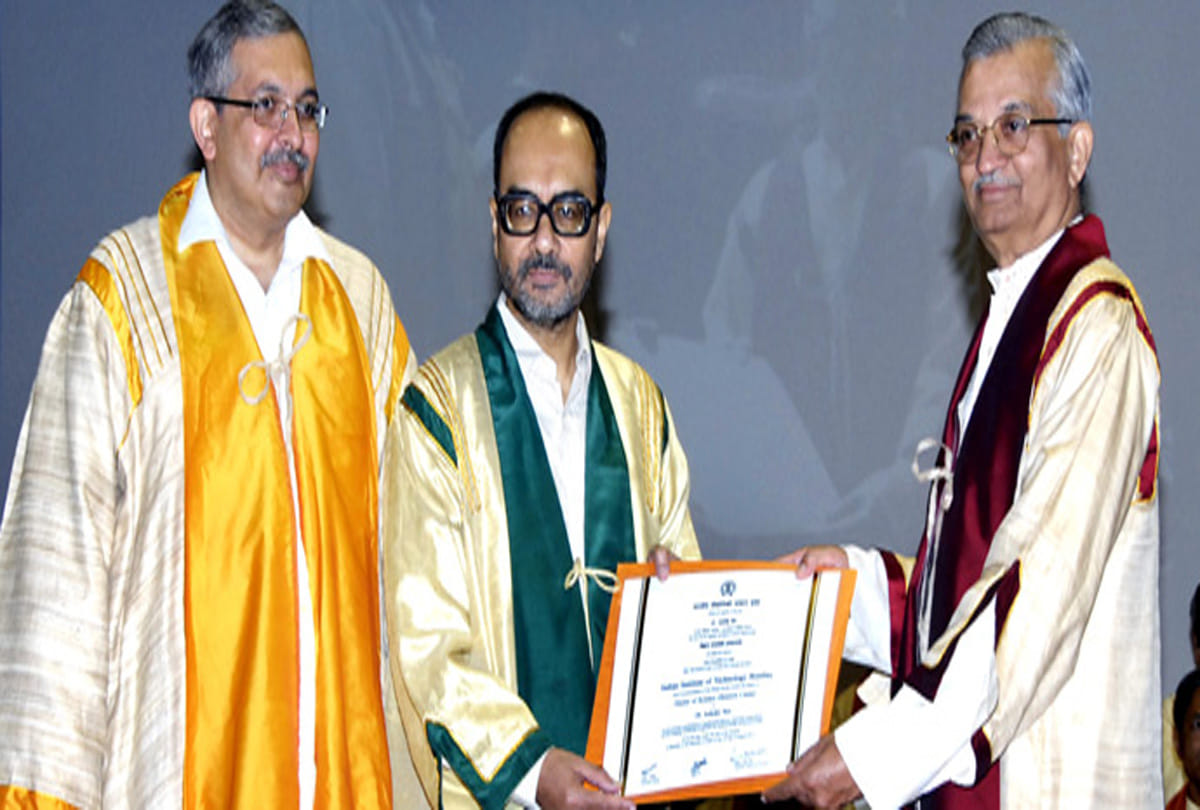 prof ashoke sen in top five physicist in world