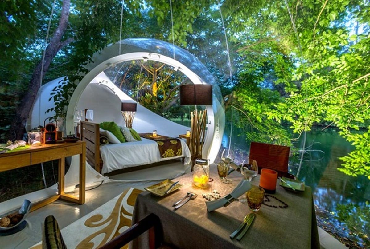 this bubble hotel will give you the awesome experience to sleep under the stars