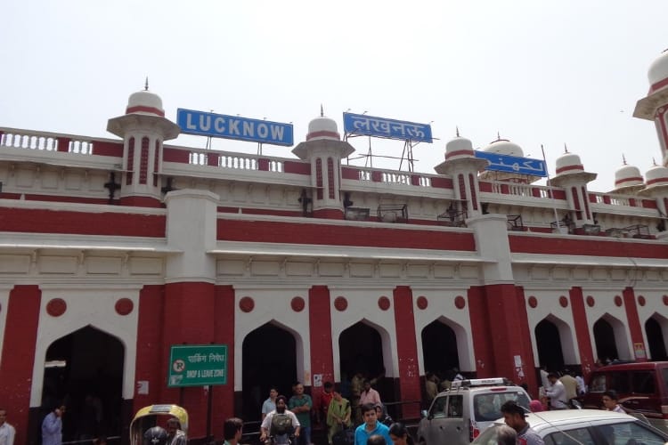 hydraulic wheelchair facility for old and handicapped people at platforms