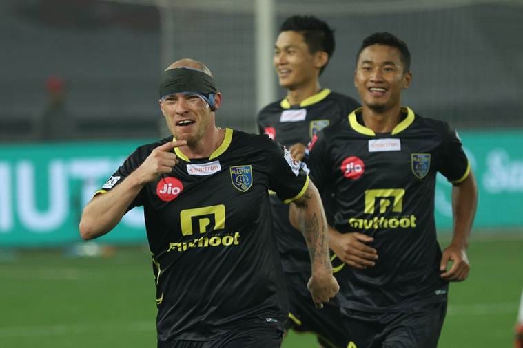 kerala blasters beat delhi dynamos with 3-1
