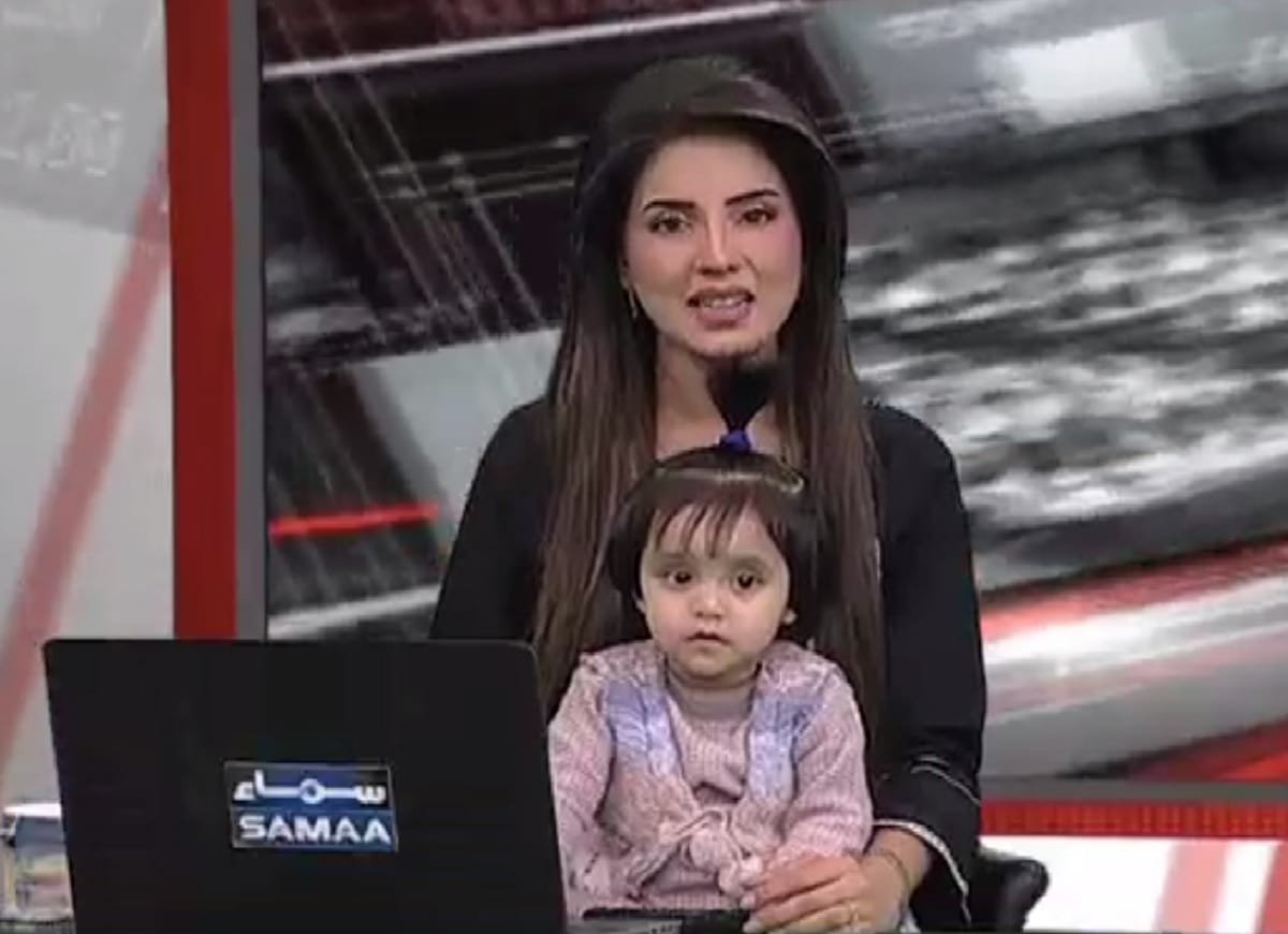 Pakistani anchor came with her daughter to express her grief over rape of a minor