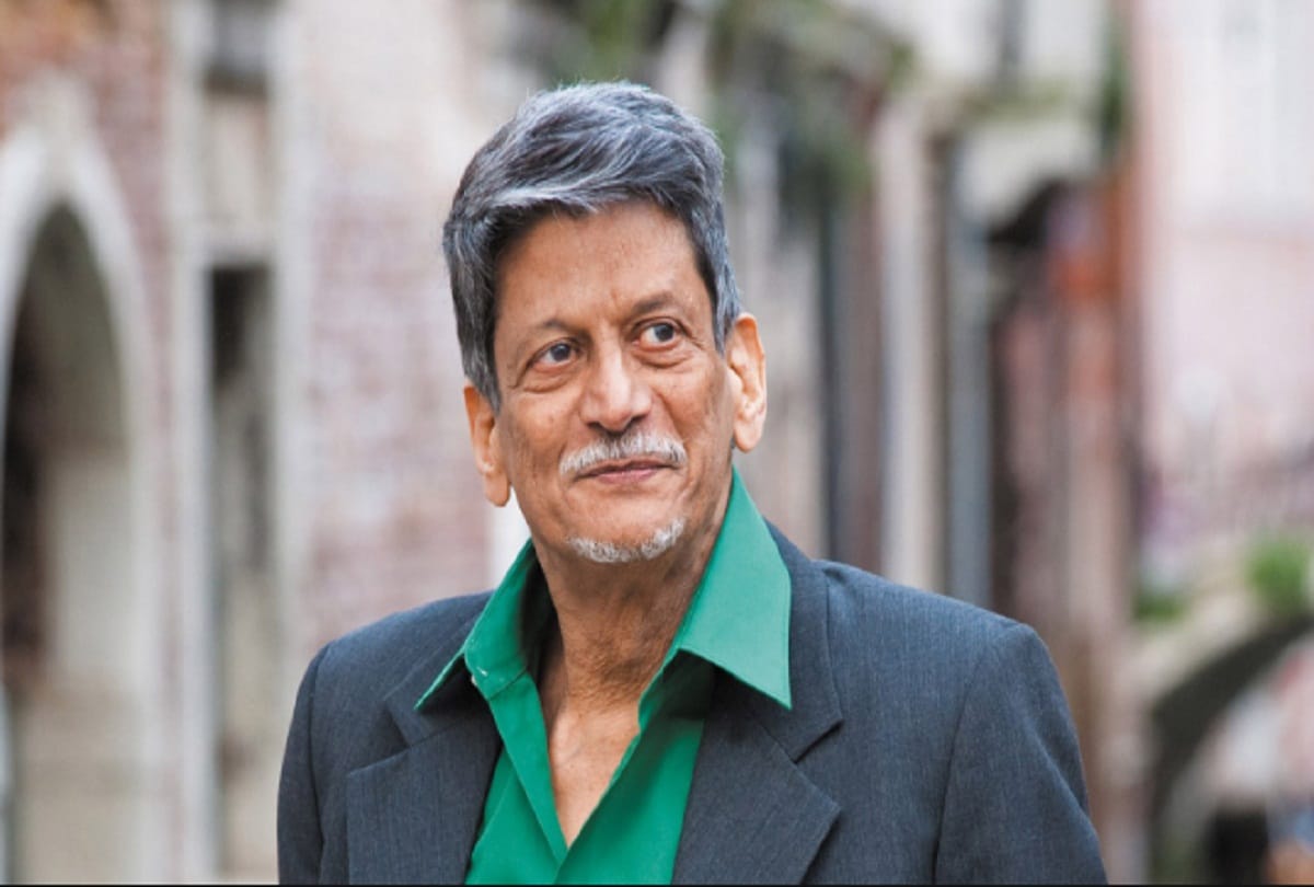 Kiran Nagarkar- an Indian novelist, film and drama critic, screenwriter both in Marathi and English