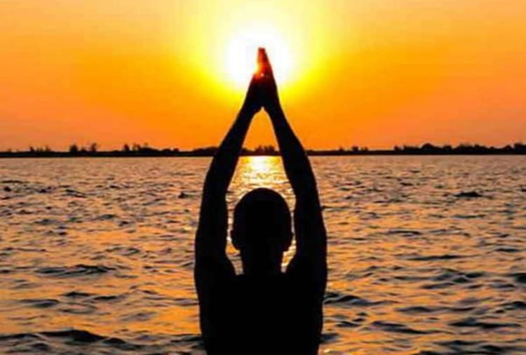 Makar Sankranti 2018 Surya Bad Effect On Zodiac - Amar Ujala Hindi News Live - मकर संक्रांति से अगले एक महीने संभलकर रहें, इन राशियों पर बुरा प्रभाव डालेंगे सूर्यदेव