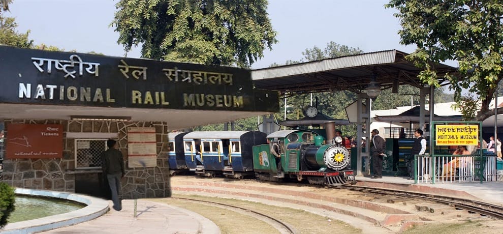 Enjoy the Patiala monorail in the Rail Museum
